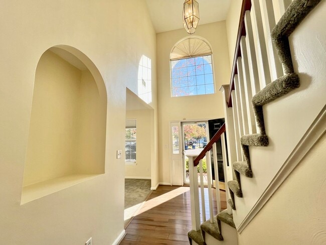 Building Photo - Spacious 4 Bedroom Home on Cul-de-sac in Castleton Virginia Beach!