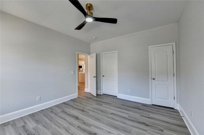 Building Photo - 4032 Ridge Grove Way