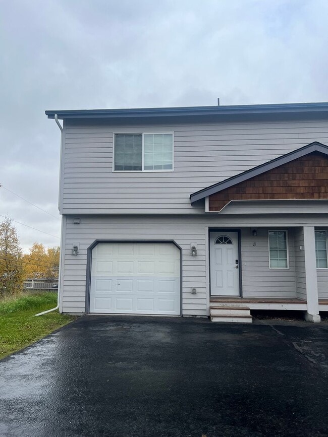 Primary Photo - Remodeled Townhouse with Garage