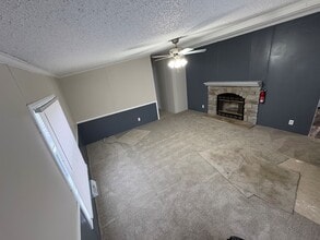 Building Photo - 8905 Beechwood Dr