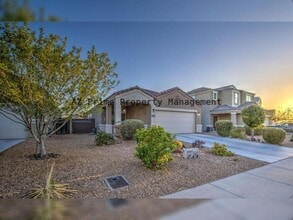 Building Photo - 30945 W Picadilly Rd