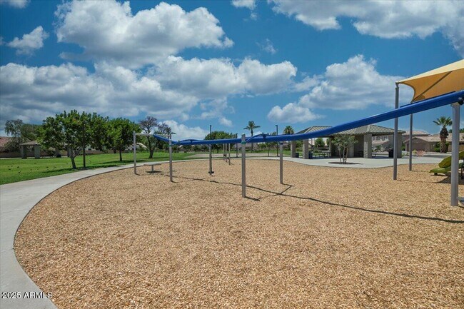 Building Photo - 13383 W Alvarado Dr