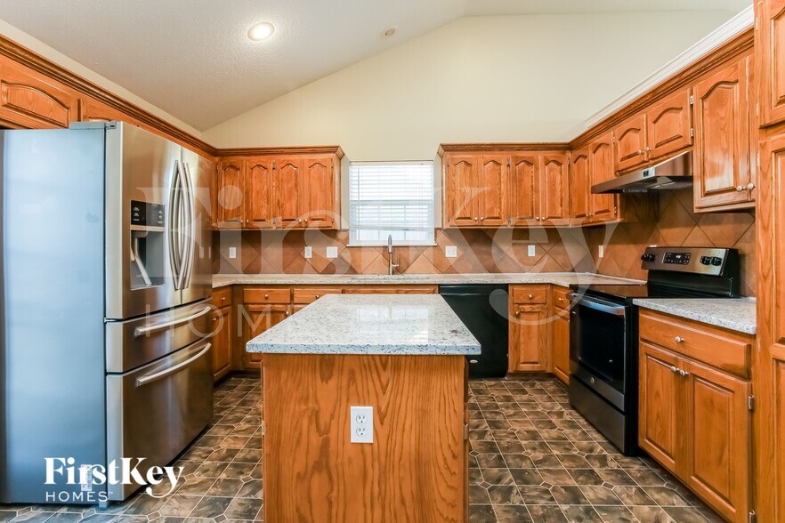 Building Photo - 20805 W 71st Terrace