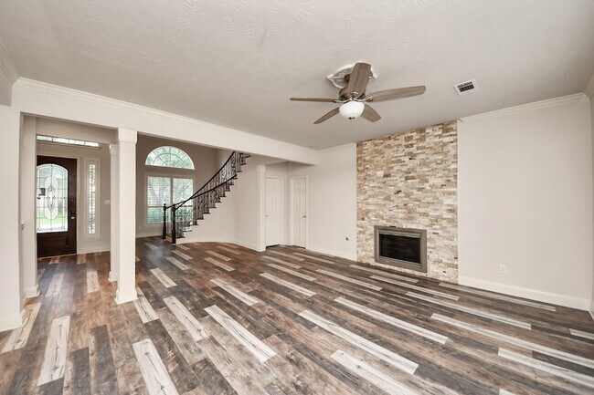 Building Photo - 6314 Holly Canyon Ct
