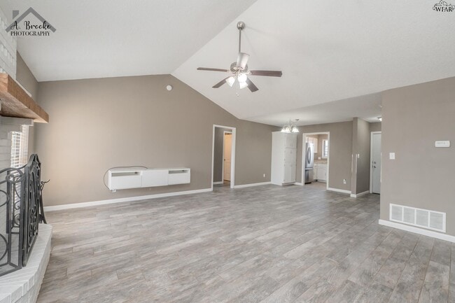 Building Photo - 4825 Colleen Dr