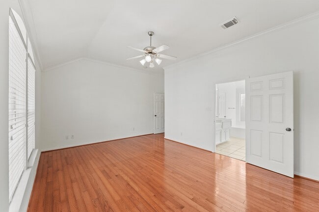 Building Photo - 1433 Oneil St