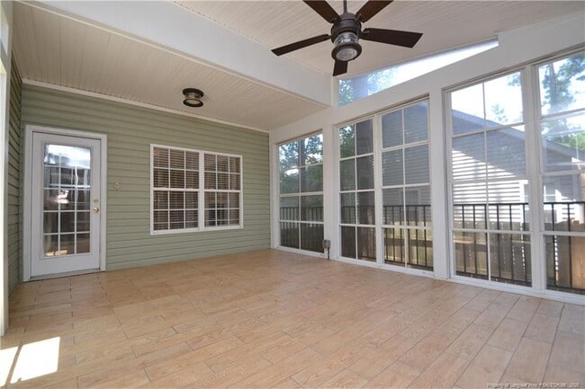 Building Photo - 313 Gooseberry Dr