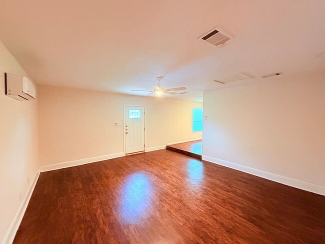 Building Photo - Big Meadow (1508)