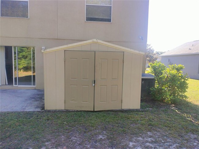 Building Photo - 1465 Country Chase Dr