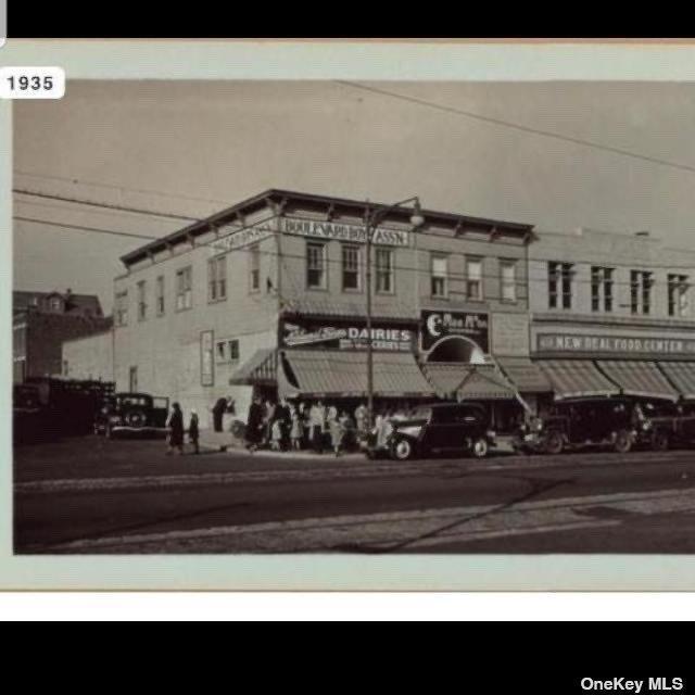 Building Photo - 102-01 Northern Blvd