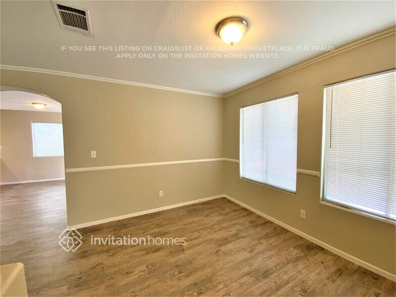 Building Photo - 1835 Monte Alban Dr