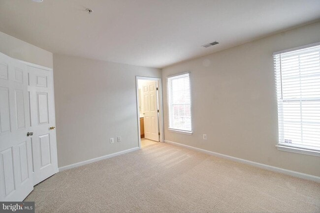 Building Photo - 1802 Wheyfield Dr