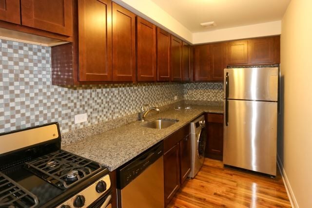 Building Photo - 569 W Arlington Pl