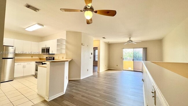 Building Photo - 120 SW Peacock Blvd