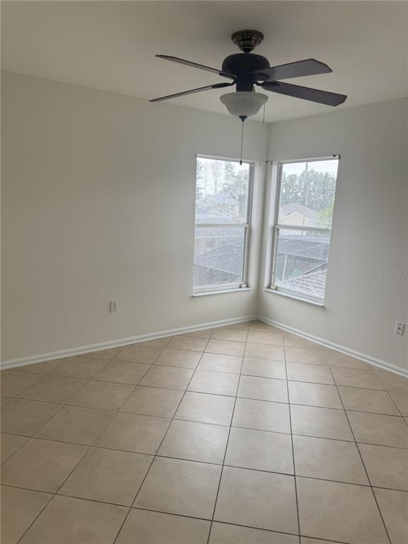 Building Photo - 8029 King Palm Cir
