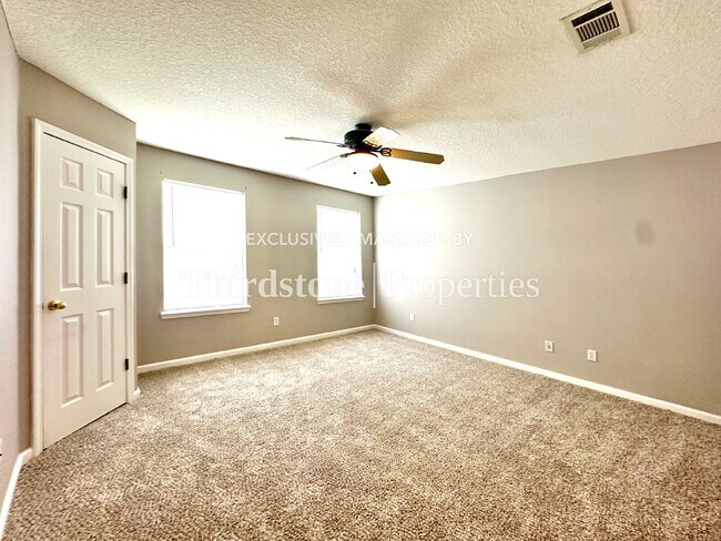 Building Photo - 7877 Playpen Ct