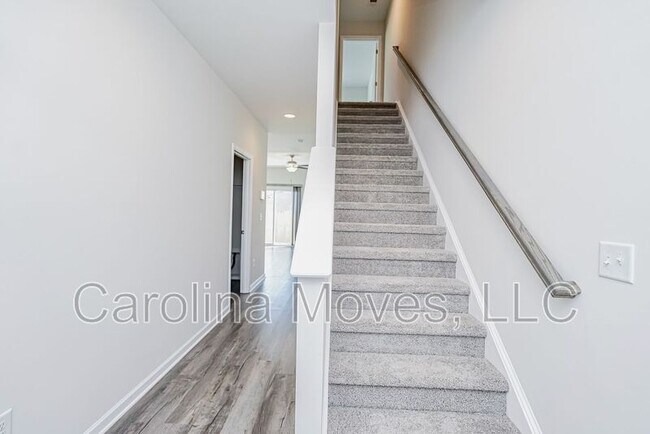 Building Photo - 312 Trail Branch Ct