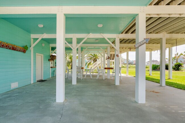 Building Photo - 814 Helen Blvd