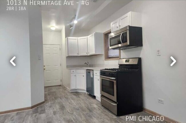 Building Photo - 1013 N Hermitage Ave
