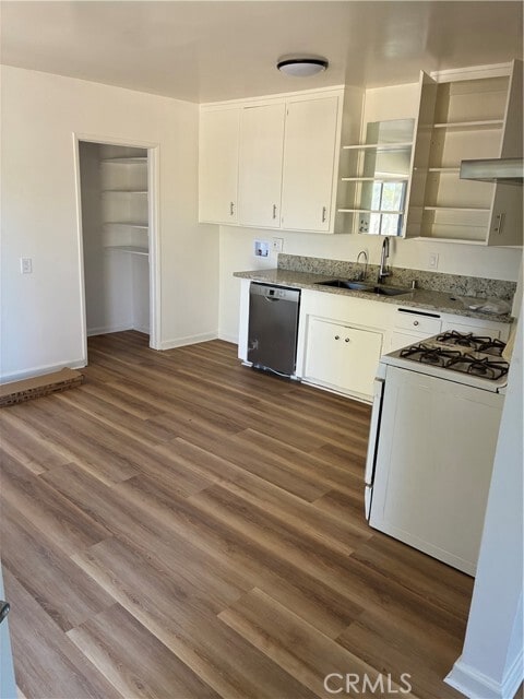Building Photo - 863 Morada Pl