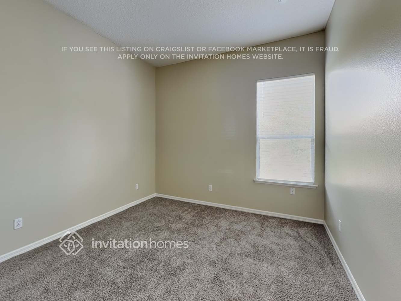 Building Photo - 2061 Cedar Park Ln