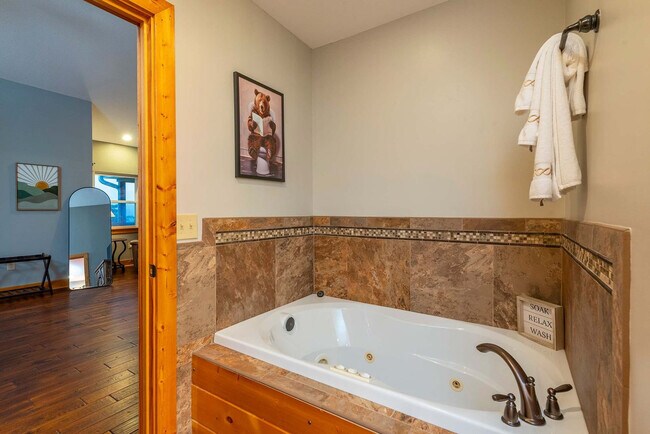 Building Photo - 629 Cherry Hill Dr