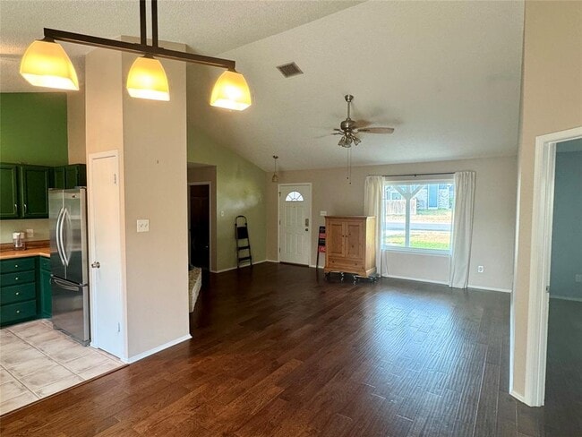 Building Photo - 8803 Palace Pkwy