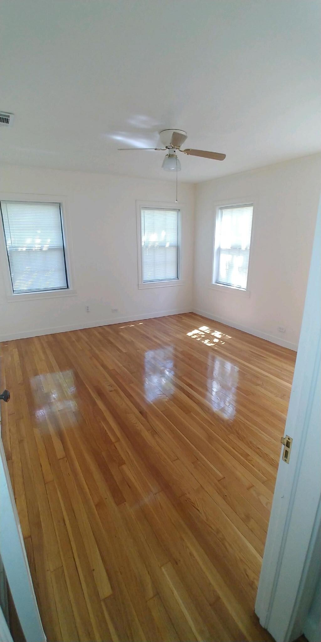 Building Photo - 1309 N 5th St