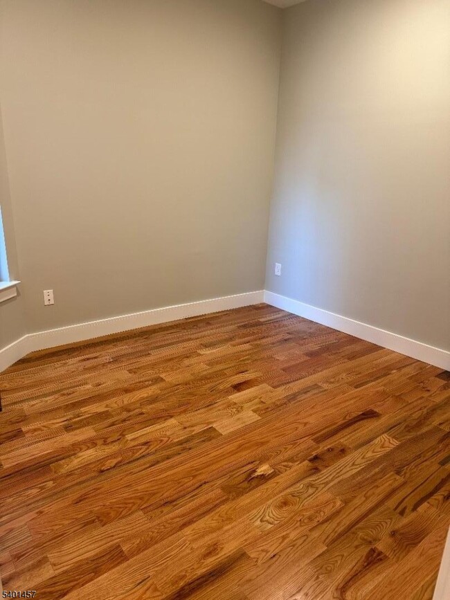 Building Photo - 76 Barbara St