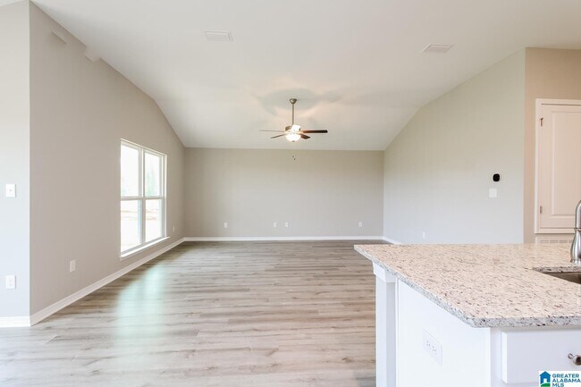 Building Photo - 1162 Hayward Lp