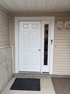 Building Photo - 27 Van Buren Ave