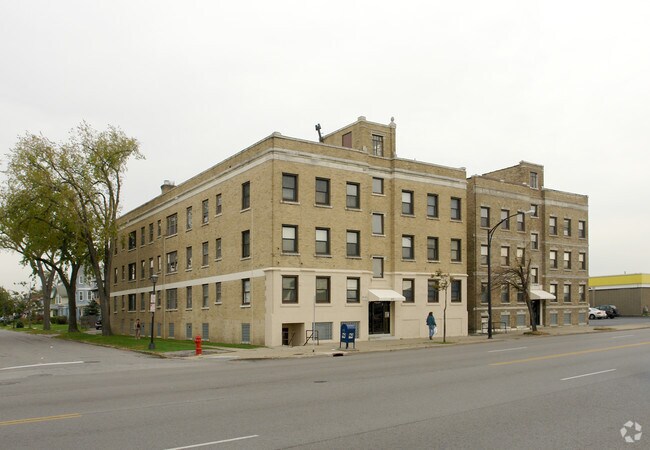 Primary Photo - 2255 Delaware Ave