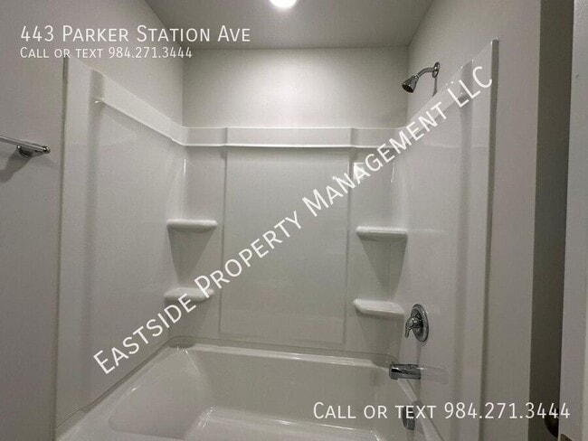 Building Photo - 443 Parker Sta Ave