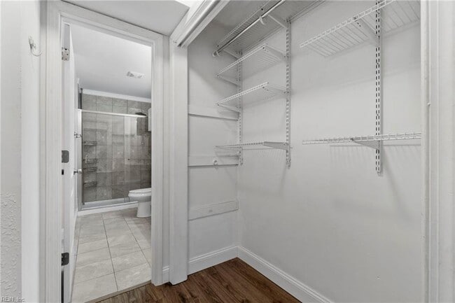 Building Photo - 1544 Crescent Pointe Ln