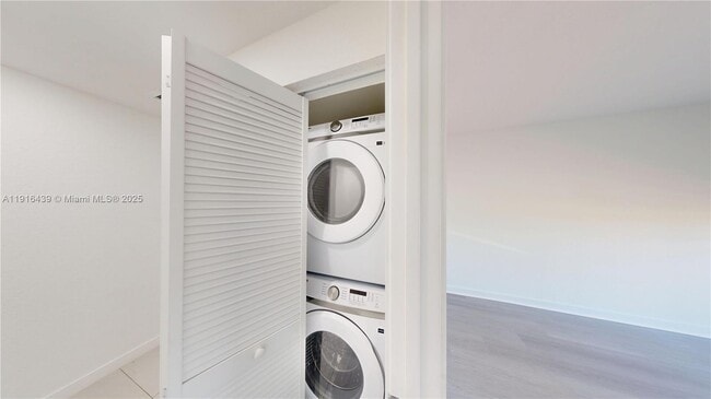 Building Photo - 14546 SW 260th St