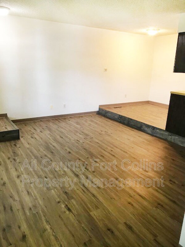Building Photo - 1719 Larch St