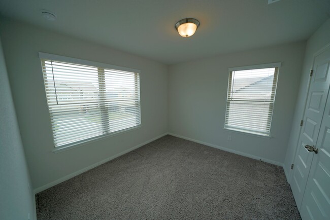 Building Photo - Gorgeous Like-New Home in Asher Place (Sai...