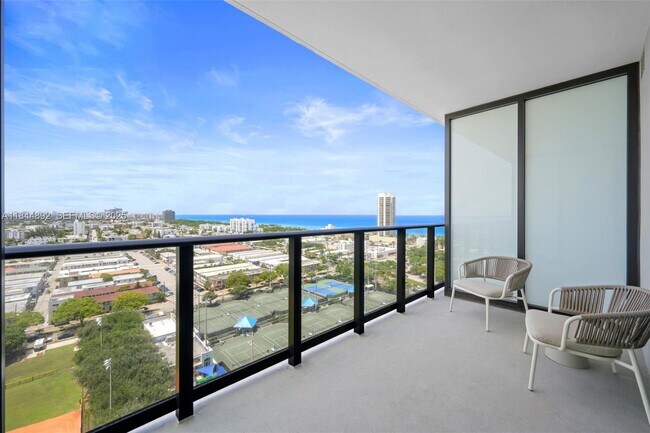 Building Photo - 580 72nd St