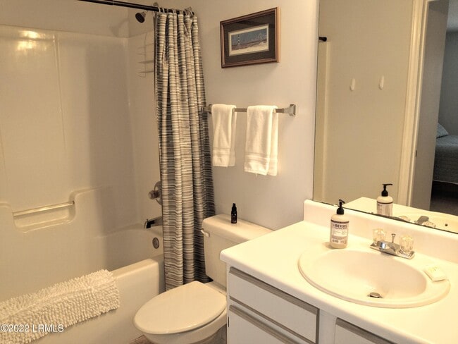 Building Photo - 1231 Ladys Island Dr