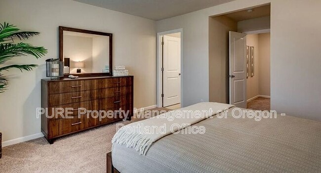 Building Photo - 6714 NW 158th Ave