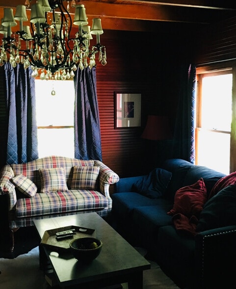 Living room - 20986 US-6