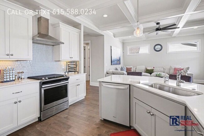 Building Photo - 273 Rich Cir