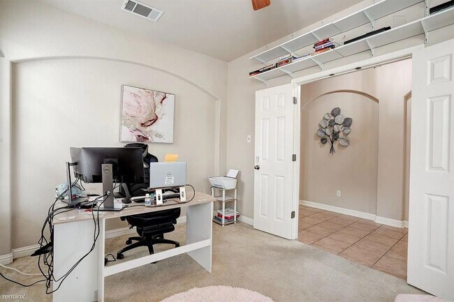 Building Photo - 3784 Turetella Dr