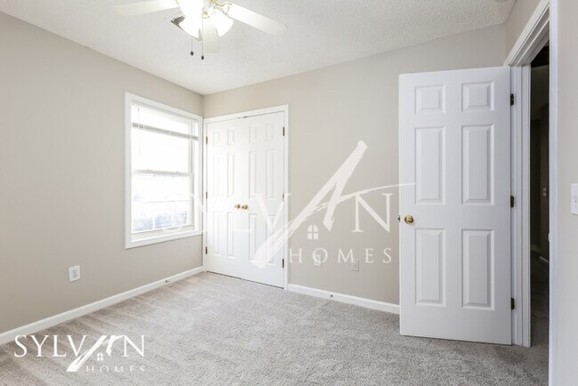 Building Photo - The Lifestyle You Deserve.