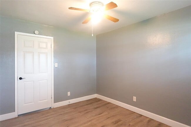Building Photo - 3030 Dawson Ln
