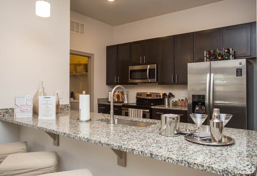 2BR, 2BA - 1,168 SF - Rock Island Ridges At Riverchase