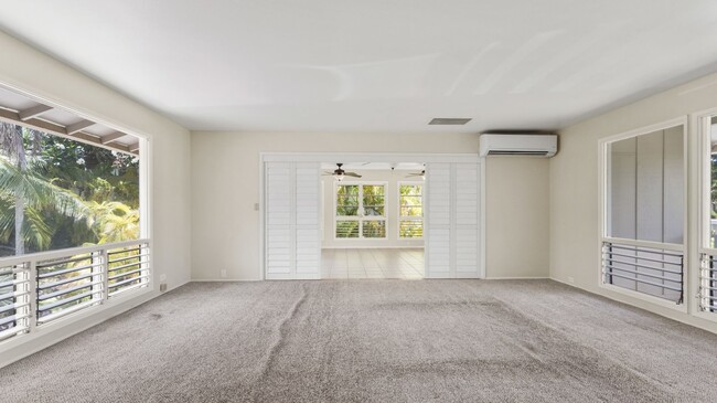 Building Photo - Large Kailua Beachside Home w/ beautiful y...