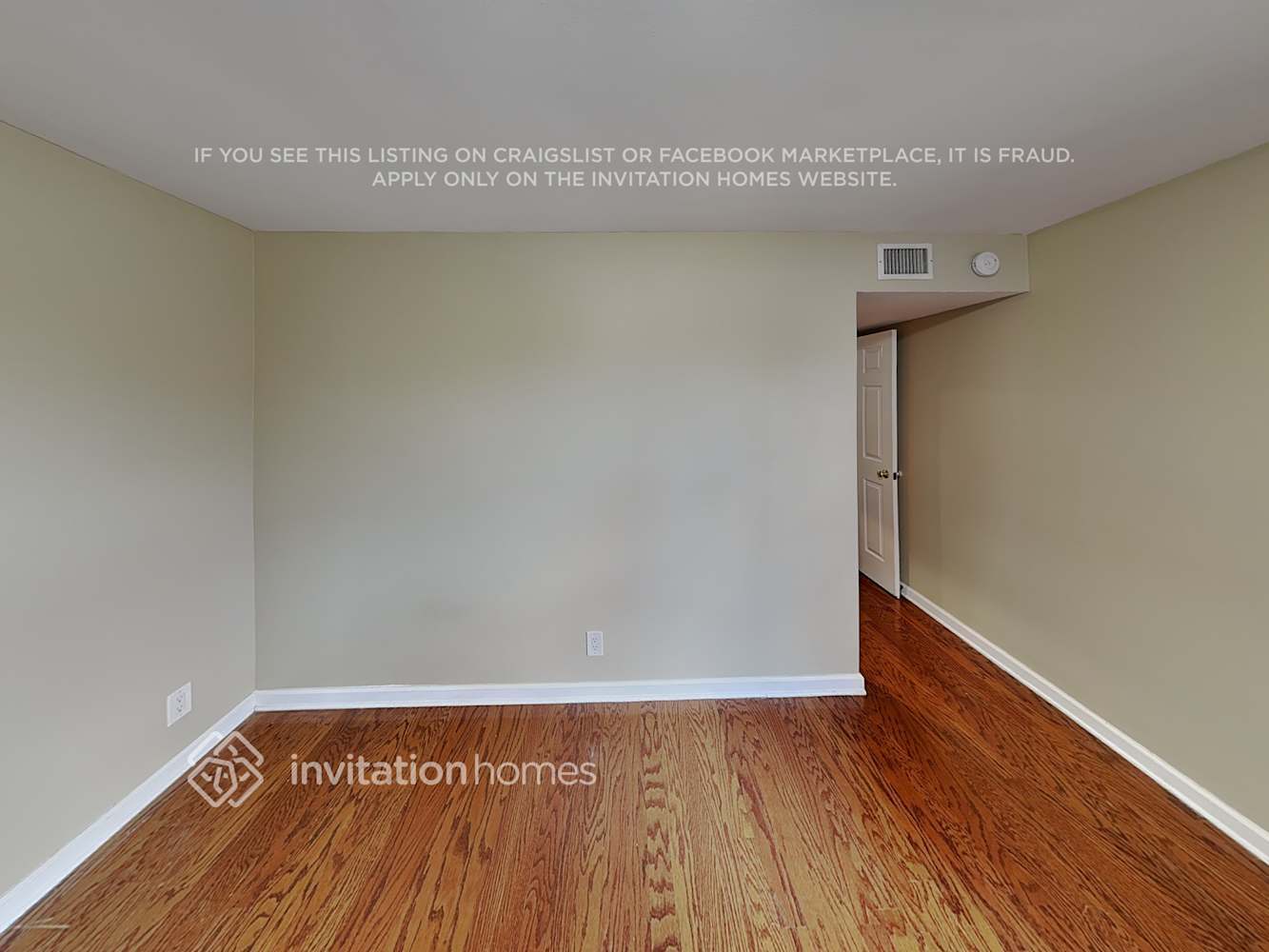 Building Photo - 7789 Courtyard Run W