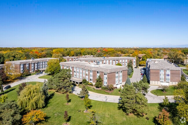 Aerial Photo - Bristol Courts Condo
