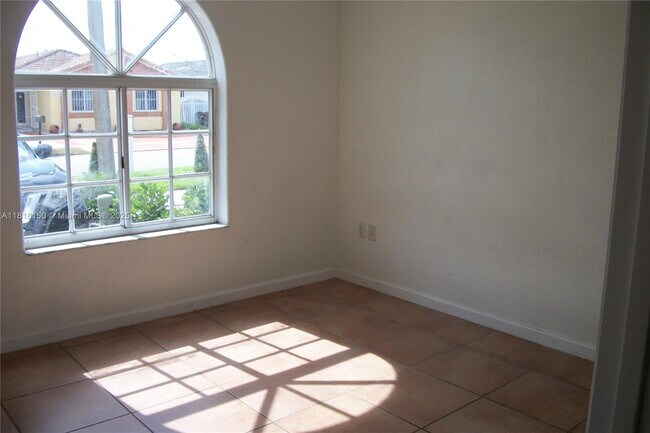 Building Photo - 7230 W 34th Ct